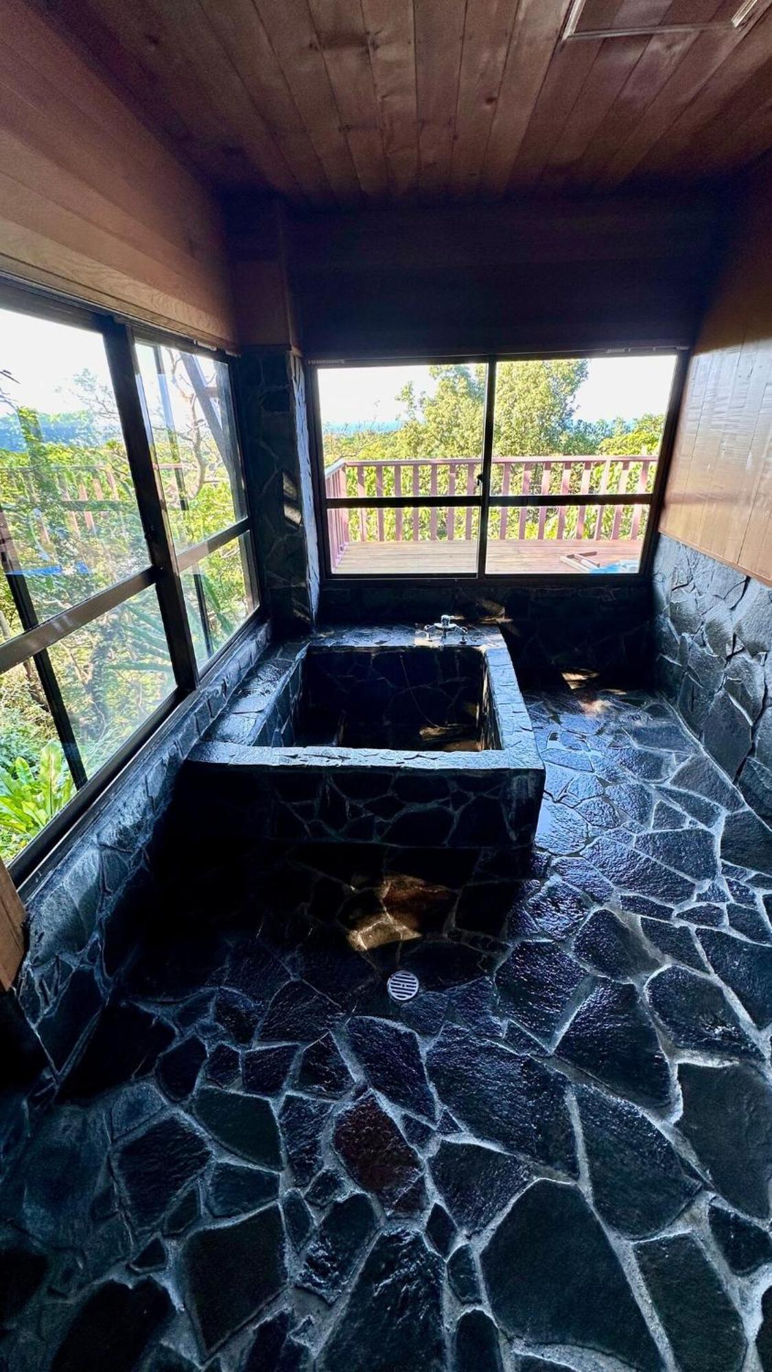 Casablanca Vacation House, 3 Floors, Billiards, Golden View Motobu Esterno foto
