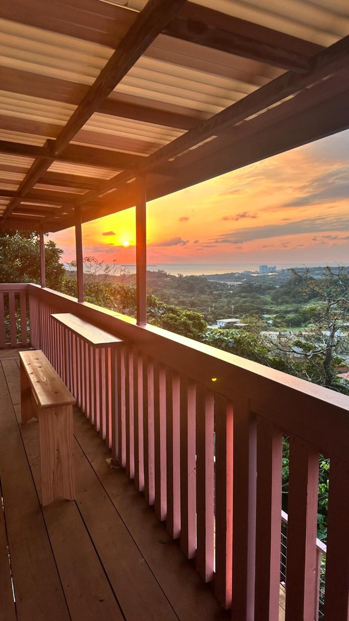Casablanca Vacation House, 3 Floors, Billiards, Golden View Motobu Esterno foto