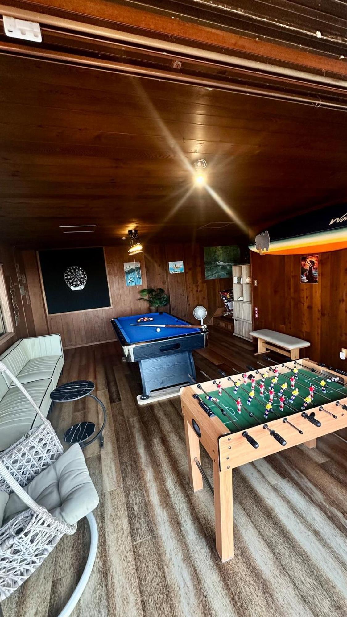 Casablanca Vacation House, 3 Floors, Billiards, Golden View Motobu Esterno foto